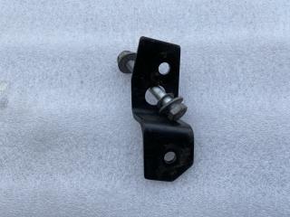 кронштейн радиатора Maserati Quattroporte 5 поколение 2005, 4.2 л., M139 A, бензин, АКПП, черный, седан, 201372