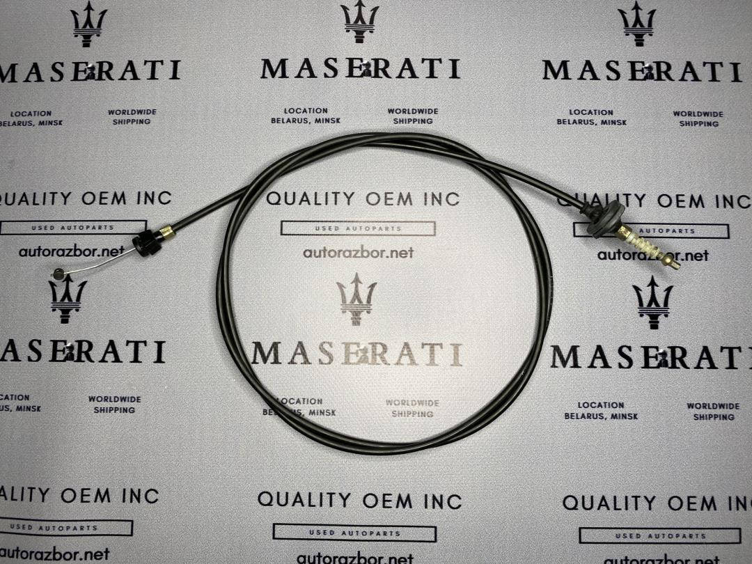 трос капота Maserati Quattroporte 5 поколение 2005, 4.2 л., бензин, АКПП, черный, седан, 67061600 - фото №1