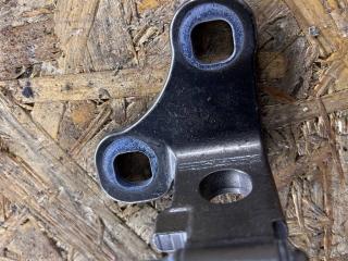 петля двери Land Rover Range Rover 3 поколение [2-й рестайлинг] L322 2012, 5.0 л., 508PS, бензин, АКПП, внедорожник 5 дв., 70254669