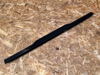 Пластик заднего борта Land Rover Range Rover 3 поколение [2-й рестайлинг] L322 2012, 5.0 л., 508PS, бензин, АКПП, внедорожник 5 дв., LR031832