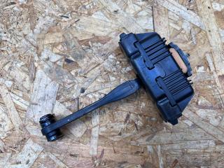 ограничитель открывания двери Land Rover Range Rover 3 поколение [2-й рестайлинг] L322 2012, 5.0 л., 508PS, бензин, АКПП, внедорожник 5 дв., BFH760020