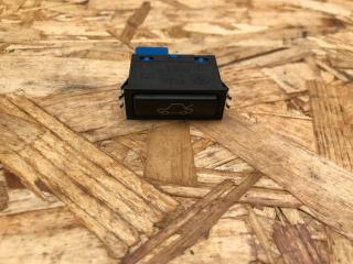 кнопка открытия багажника Land Rover Range Rover 3 поколение [2-й рестайлинг] L322 2012, 5.0 л., 508PS, бензин, АКПП, внедорожник 5 дв., YXL000010PUY, 61318365579