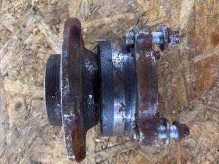 ступица задняя BMW X5 E70 [рестайлинг] 2012, 3.0 л., M57 D30 (306D5), дизель, АКПП, внедорожник 5 дв., 33416776205, 6776205