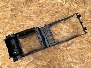 консоль салона Land Rover Range Rover 3 поколение [2-й рестайлинг] L322 2012, 5.0 л., 508PS, бензин, АКПП, внедорожник 5 дв., LR026228, FJZ500130, FJZ500160, FJZ500170