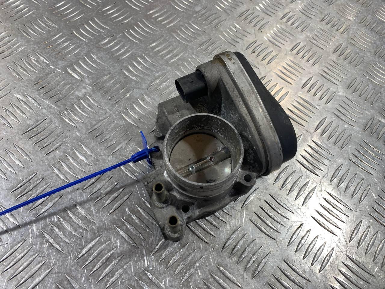 заслонка дроссельная Volkswagen Touran 1 поколение 2005, 2.0 л., BLY, бензин, купе, 06F133062J, 06F133062G, 06F133062Q, 06F133062E, 06F133062T, 06F133062M, 06F133062 - фото №1