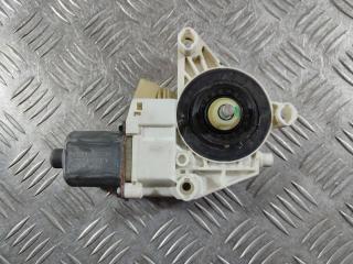 моторчик стеклоподъемника задний левый Mercedes-Benz GL-Класс X164 [рестайлинг] 2010, 4.7 л., M 273.923, бензин, АКПП, внедорожник 5 дв., A2518200108