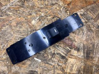 кнопка стеклоподъемника двери Land Rover Range Rover 3 поколение [2-й рестайлинг] L322 2012, 5.0 л., 508PS, бензин, АКПП, внедорожник 5 дв., LR012038, AH4214717AA