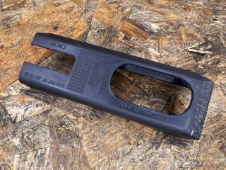 Пластик салазок сидений Land Rover Range Rover 3 поколение [2-й рестайлинг] L322 2012, 5.0 л., 508PS, бензин, АКПП, внедорожник 5 дв., BJ3266410AAW