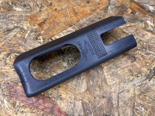 Пластик салазок сидений Land Rover Range Rover 3 поколение [2-й рестайлинг] L322 2012, 5.0 л., 508PS, бензин, АКПП, внедорожник 5 дв., BJ3266411AAW