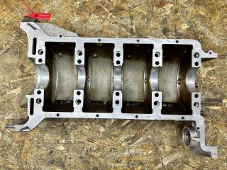 масляный поддон Maserati Quattroporte 5 поколение M156 2005, 4.2 л., M139 A, бензин, робот, седан, 199425