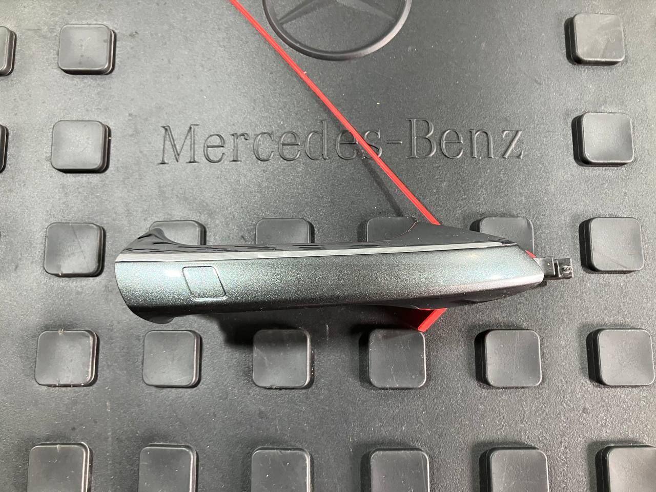 ручка наружная Mercedes-Benz GLS-Класс X166 2015, 4.7 л., M 278.928, бензин, АКПП, внедорожник 5 дв., A2047600270 - фото №1