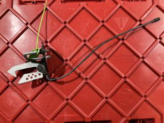 замок капота BMW 5 серия F10/F11 [рестайлинг] 2015, 3.0 л., N55 B30 A, бензин, АКПП, хетчбэк 5 дв., 51237183763, 7183763