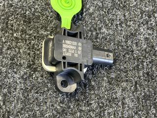 датчик удара Mercedes-Benz GLS-Класс X166 2018, 4.7 л., M 278.928, бензин, АКПП, внедорожник 5 дв., A1668210351