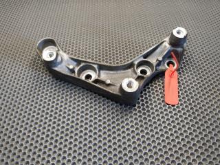 кронштейн редуктора Mercedes-Benz S-Класс W221 [рестайлинг] 2009, 4.7 л., M 278.932, бензин, АКПП, седан, A2720140295