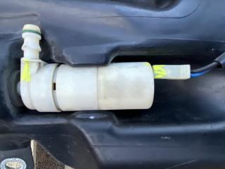 насос (моторчик) омывателя фар Maserati Quattroporte 5 поколение 2005, 4.2 л., бензин, АКПП, черный, седан, 65164700