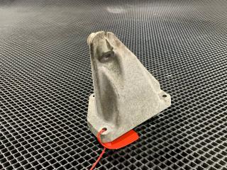 кронштейн двигателя Mercedes-Benz S-Класс W221 [рестайлинг] 2012, 5.5 л., M 273.961, бензин, седан, A2732230404