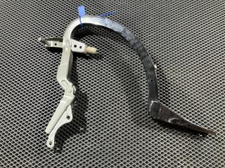 петля крышки багажника Audi A6 4G/C7 2012, 3.0 л., CGWD, бензин, АКПП, седан, 4G5827302B