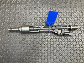 форсунка BMW 5 серия F10/F11 [рестайлинг] 2014, 3.0 л., N55 B30 A, бензин, АКПП, седан, 13647597870, 0261500109