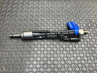 форсунка BMW 5 серия F10/F11 [рестайлинг] 2014, 3.0 л., N55 B30 A, бензин, АКПП, седан, 13647597870, 0261500109