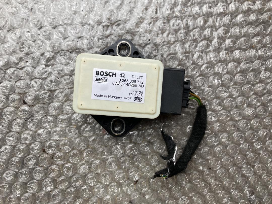 датчик ускорения Jaguar XF X250 2010, 5.0 л., 508PS, бензин, АКПП, седан, 8W83-14B296-AD, 0265005772 - фото №1