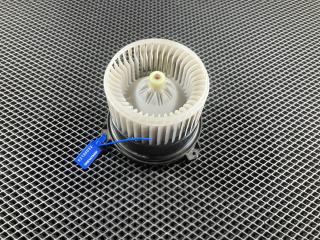 моторчик печки Toyota Highlander 2 поколение 2009, 272700-0560