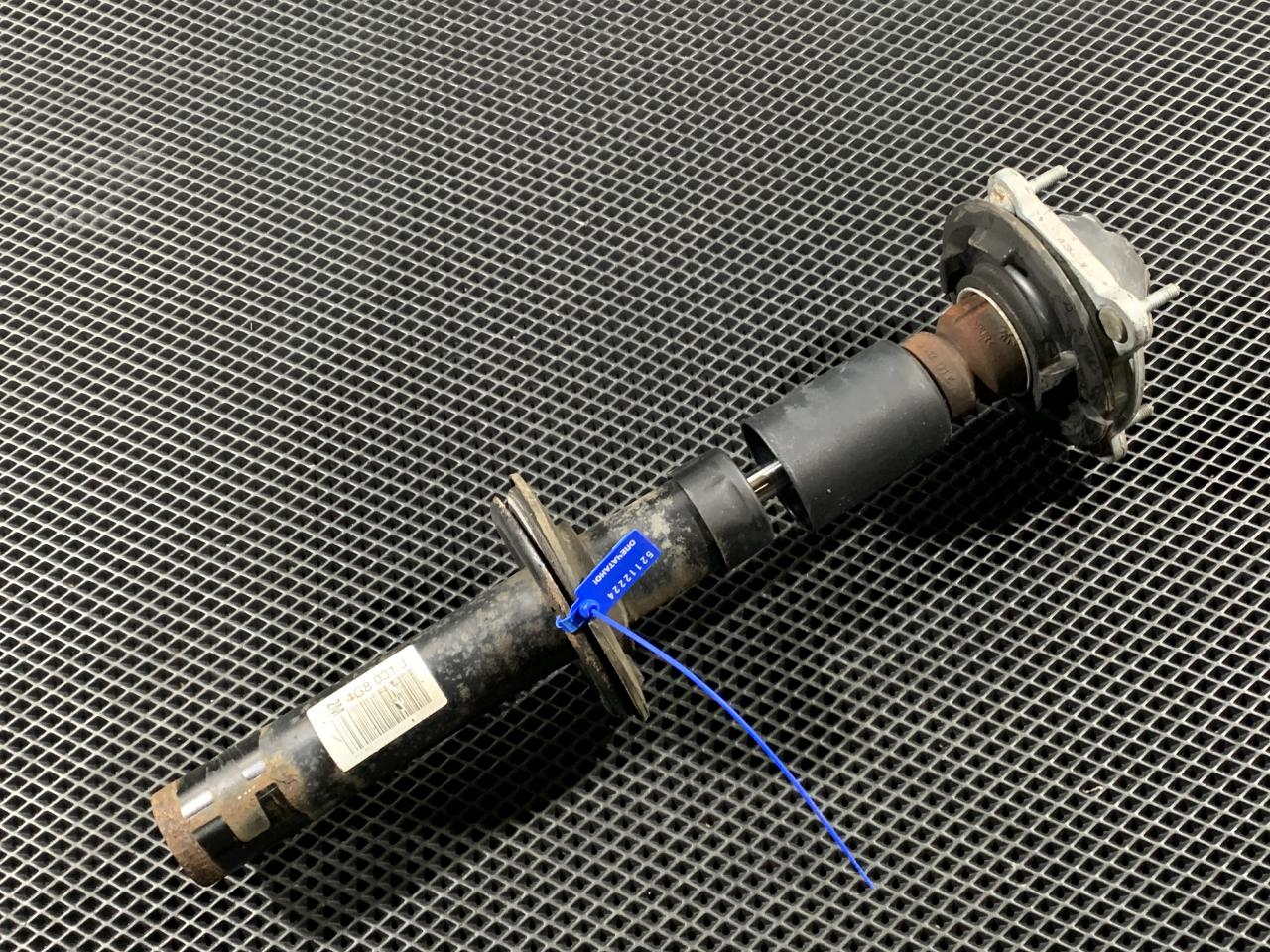 амортизатор передний Audi A7 4G 2013, 3.0 л., CGXB, бензин, АКПП, хетчбэк 5 дв., 4G8413031J, 4G8031J - фото №1