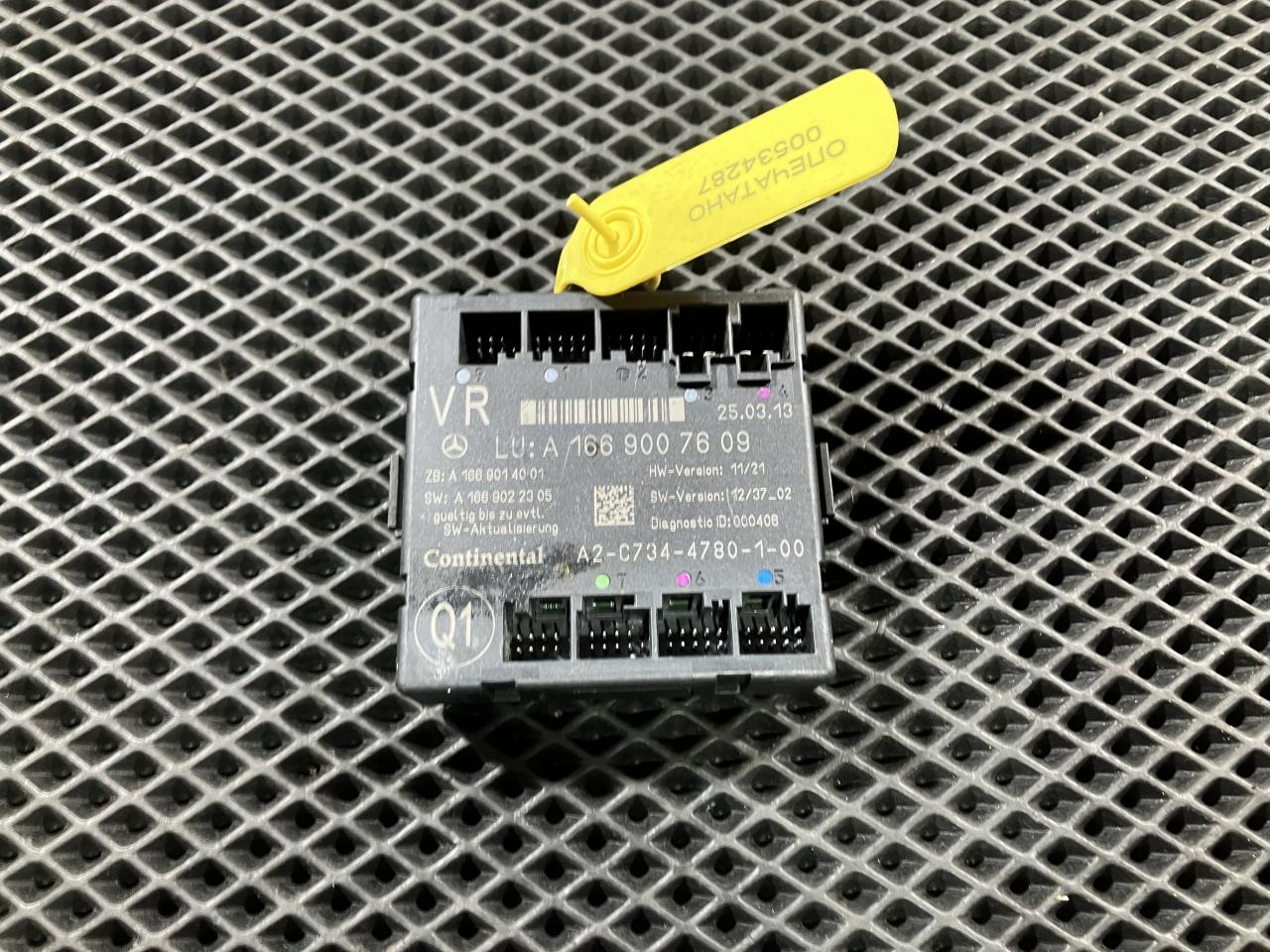 модуль управления двери Mercedes-Benz M-Класс W166 2013, A1669007609 - фото №1