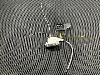 замок двери задней правой Mercedes-Benz GL-Класс X166 2015, 4.7 л., M 278.928, бензин, АКПП, внедорожник 5 дв., A2047303035