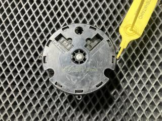 электромоторчик зеркала наружнего Audi A8 D3 [рестайлинг] 2007, 4.2 л., BVJ, бензин, АКПП, седан, 4E0959577A