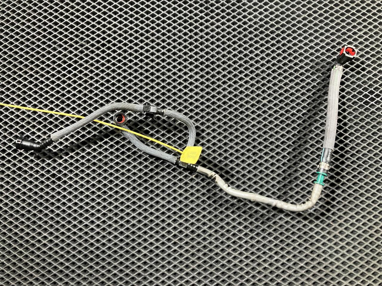 трубка топливная Land Rover Range Rover Sport 2 поколение 2017, 3.0 л., 306DT, дизель, АКПП, внедорожник 5 дв., 9X2Q-9K151-BA - фото №1