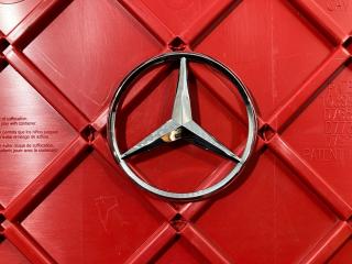 эмблема Mercedes-Benz GL-Класс X164 [рестайлинг] 2010, 4.7 л., M 273.923, бензин, АКПП, внедорожник 5 дв., A1648170016