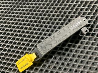 Антенна системы комфортного доступа Mercedes-Benz GL-Класс X164 [рестайлинг] 2010, 4.7 л., M 273.923, бензин, АКПП, внедорожник 5 дв., A1648201575