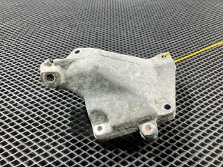 кронштейн двигателя Mercedes-Benz GL-Класс X164 [рестайлинг] 2012, 4.7 л., M 273.923, бензин, внедорожник 5 дв., A2722234204