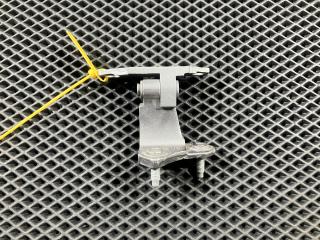 петля двери Infiniti FX35 2 поколение 2010, 3.5 л., VQ35HR, бензин, внедорожник 5 дв., 82400-1CA0A