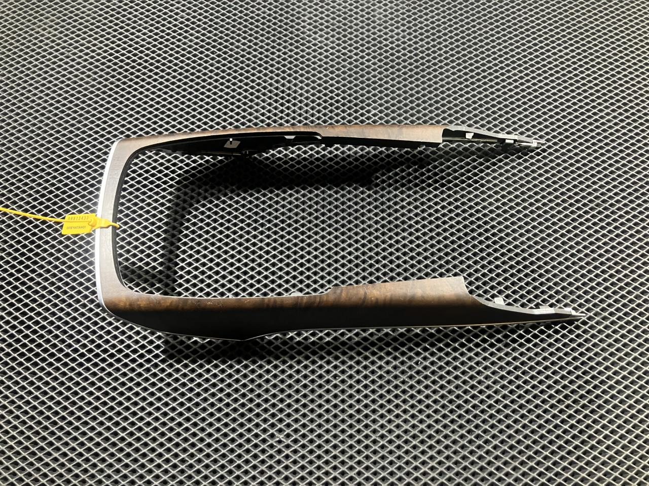 Декоративная накладка центральной консоли Audi A7 4G 2012, 3.0 л., CGWB, бензин, АКПП, хетчбэк 5 дв., 4G8864261B - фото №1