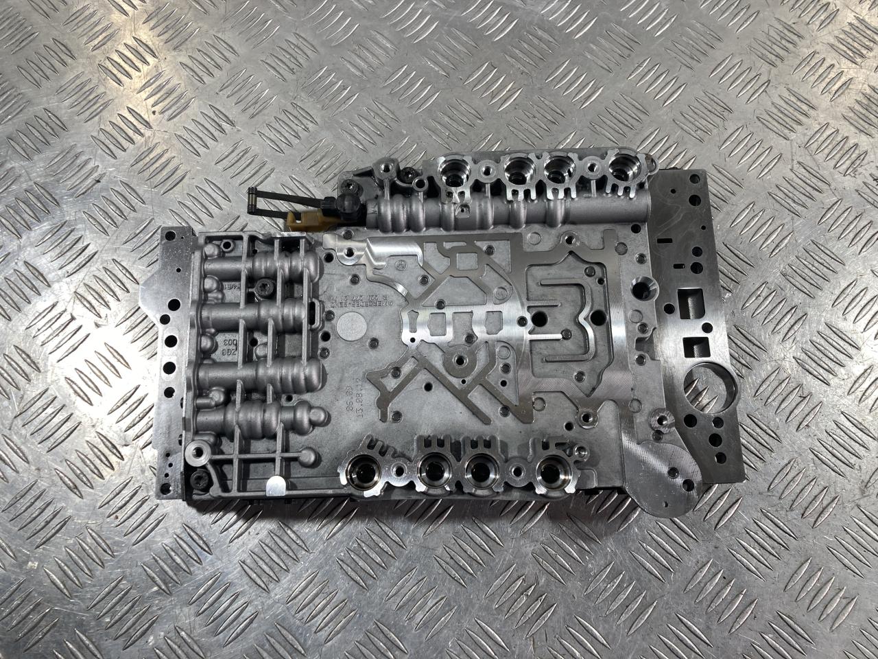 гидроблок АКПП Mercedes-Benz GL-Класс X166 2013, 4.7 л., M 278.928, бензин, АКПП, внедорожник 5 дв., R2122770101, R2202772101 - фото №1