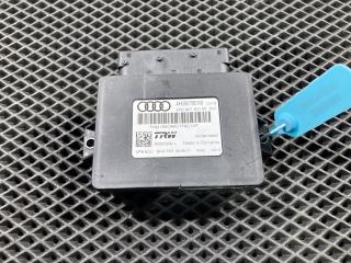 блок управления ручником Audi A8 D4 [рестайлинг] 2017, 3.0 л., CREC, бензин, АКПП, седан, 4H0907801M