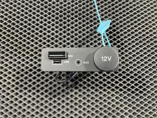 разъем AUX / USB Jaguar XE 1 поколение X760 2017, 2.0 л., бензин, АКПП, седан, FK72-19C166-BD, C2D57634, C2D42798, C2D44065, C2D50848, C2D51466, C2D42800, FK7219C166BC, FK7210E898BC