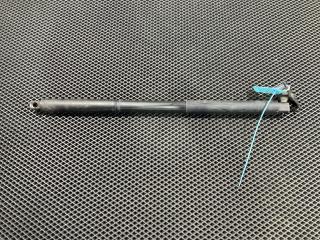 амортизатор крышки багажника (3-5 двери) Mercedes-Benz M-Класс W166 2013, 3.0 л., M 276.821, бензин, АКПП, внедорожник 5 дв., A1667400114, A1669803464