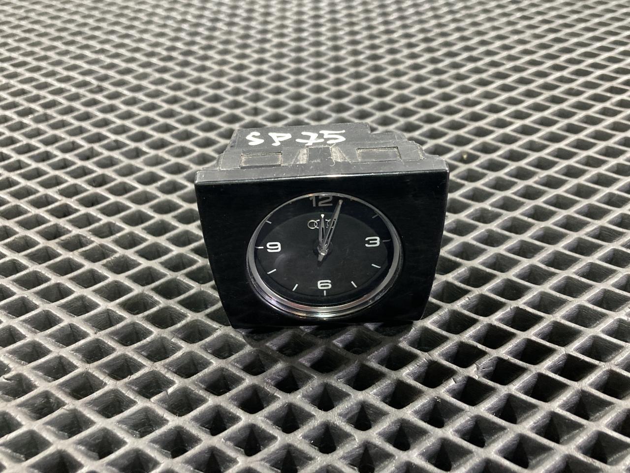 часы Audi A8 D4/4H 2010, 4.2 л., CDRA, бензин, седан, 4H0919204G - фото №1