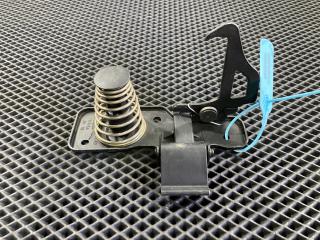 захватный крюк капота Jaguar XJ 4 поколение 2015, 5.0 л., 508PN, бензин, АКПП, черный, седан, AW9316892AF, C2D24409