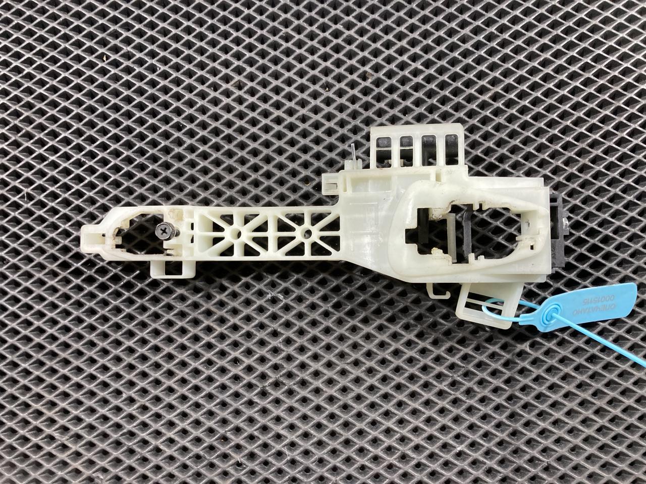 скелет ручки двери передней левой Kia K5 3 поколение 2020, 1.6 л., G4FP, бензин, АКПП, 82655L2000 - фото №1