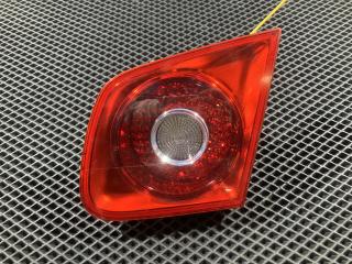 фонарь крышки багажника правый Volkswagen Jetta 5 поколение 2007, 3E0224892RH, 1K5945094J