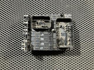 блок предохранителей Volkswagen Passat B6 2005, 1K0937124K