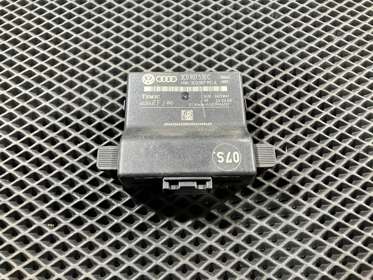 блок комфорта Volkswagen Passat B6 2005, 2.0 л., BPY, бензин, 3C0907530C - фото №1