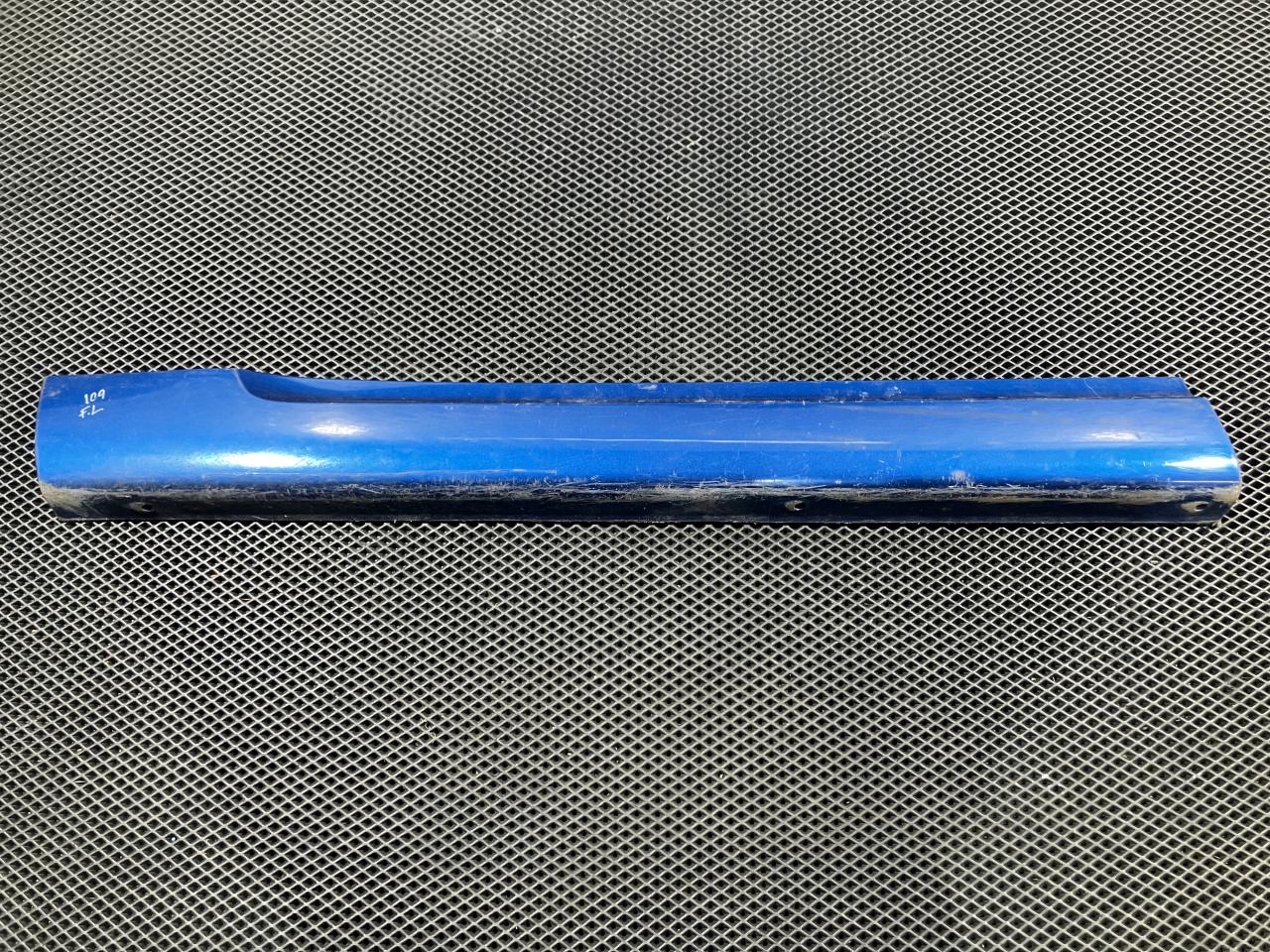 молдинг двери передней левой Toyota Highlander 2 поколение 2007, 3.5 л., бензин, 7507248020 - фото №1