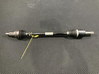 полуось задняя (приводной вал, ШРУС) Land Rover Discovery Sport 1 поколение 2018, 2.0 л., бензин, АКПП, FK724B402AB, LR060412, LR060480