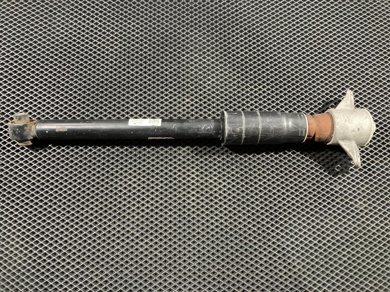 амортизатор задний Audi A5 F5 2018, 2.0 л., бензин, АКПП, лифтбэк, 8W6035, 8W6513028, 8W6513035F, 8W6513035H - фото №1