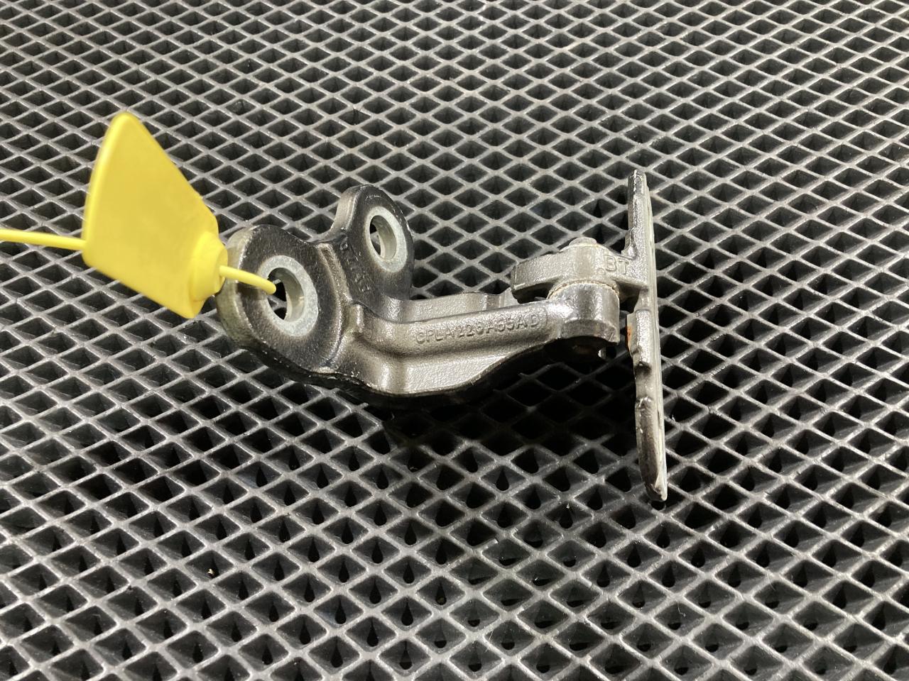 петля двери Jaguar XF X260 2019, 3.0 л., бензин, седан, CPLA228A65AD, LR073596, T4A2510, CPLA228A65AA, LR036577 - фото №1