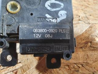 моторчик заслонки печки Toyota RAV4 3 поколение (XA30) [2-й рестайлинг] 2010, 063800-0920